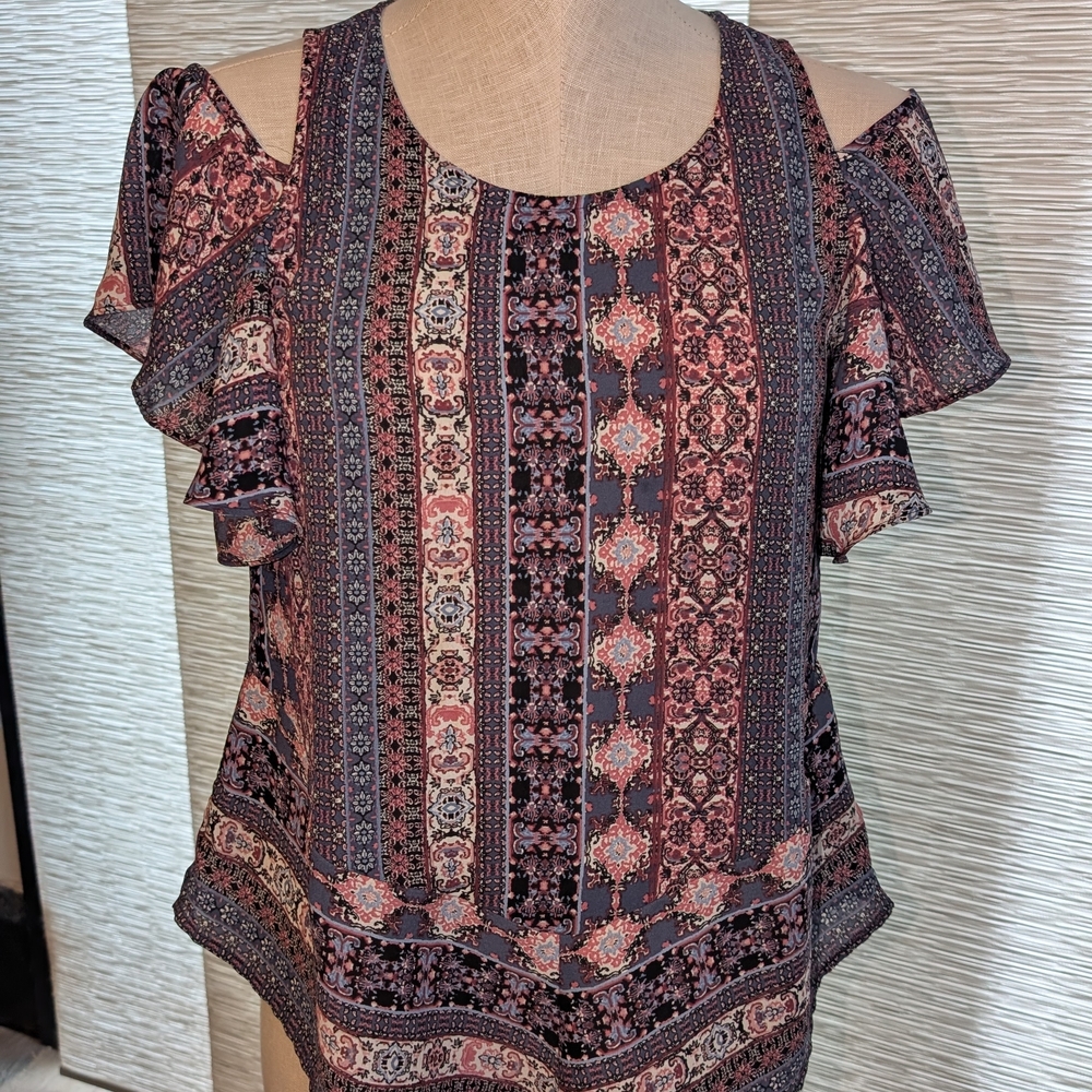 BCX Patterned Cold Shoulder Blouse in Pink and Black